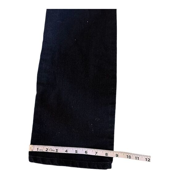 Michael Kors Women's Jean Size 4.  Dark blue rinse. Pocket detail. Like new - Picture 4 of 8